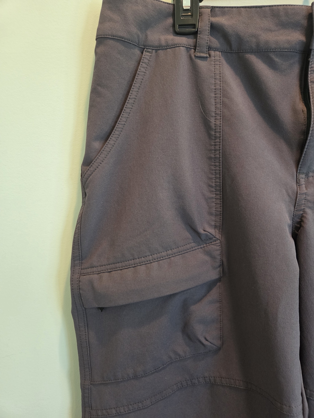 Columbia Saturday Trail II Women's 16 Cargo Capri Pants Dark Gray Omni-Shield - Picture 4 of 10